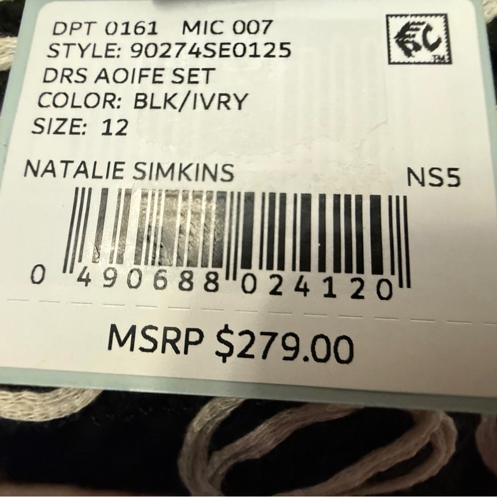 🛍️🛍️ BRAND NEW!!! ANTONIO MELANI “Style by Simmons” Aoife 2-pc Set 🛍️🛍️ - Picture 9 of 9